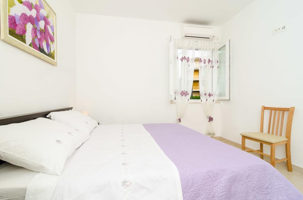 Apartments Eva ดูบรอฟนิก ภายนอก รูปภาพ